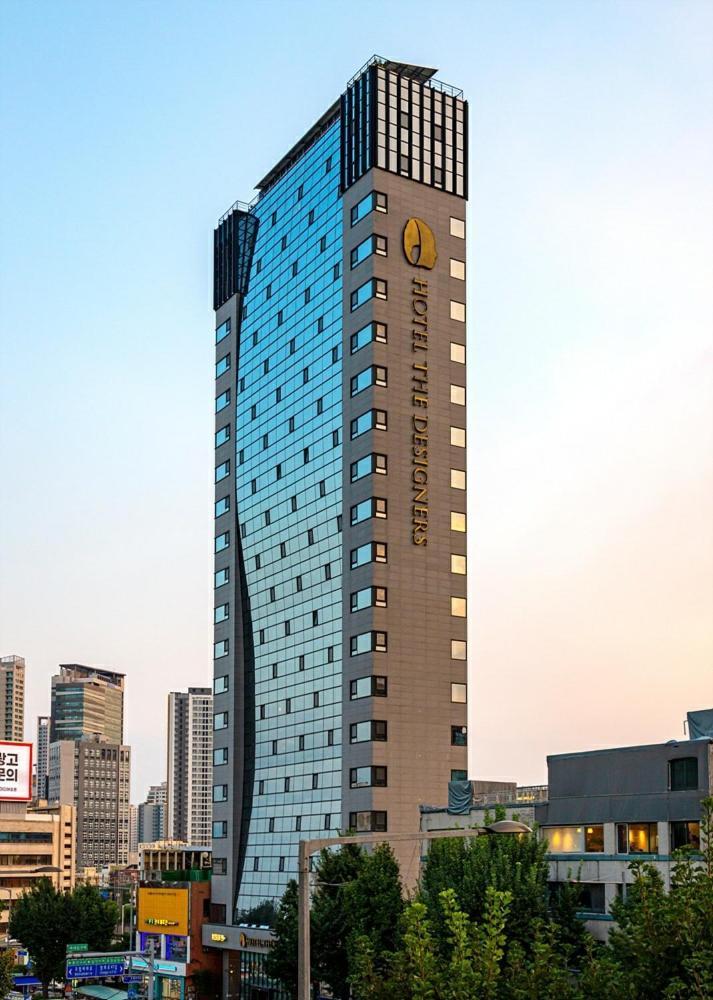디자이너스 서울역 호텔 3*